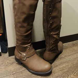 Womens Boots